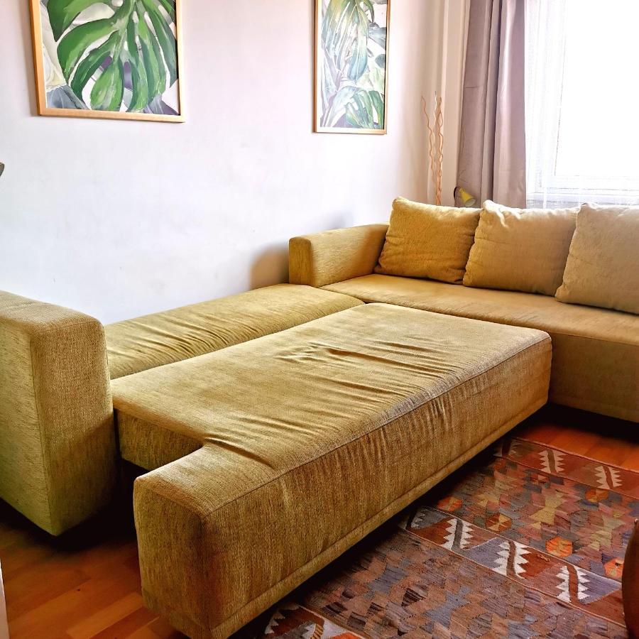 Cozyhome Retro Apartment Μπρατισλάβα Εξωτερικό φωτογραφία